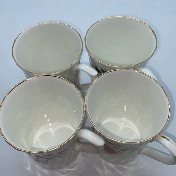 4 Royal Stuart English Bone China Coffee Tea Mugs - Picture 6 of 6